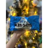 Socola (9/2025) Kẹo Chocolate hershey's kisses 311g cookies 'n' creme màu xanh hàng Mỹ