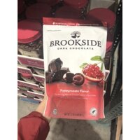 SOCOLA ĐEN NHÂN LỰU Brookside Pomegranate Flavour Dark Chocolate 907g