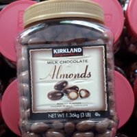 Socola hạnh nhân Kirkland Milk chocolate  1,36kg của Mỹ [date 06/2023]