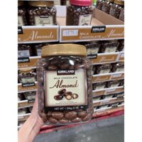 Socola hạnh nhân Kirkland Milk Chocolate Almonds của Mỹ