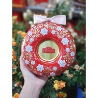 Socola Tiramisu thập cẩm bọc hạnh nhân King Henry hộp thiếc - 110gr có 4loại (Nơ Đỏ / Nơ Hồng / Xanh Lá / Vàng)