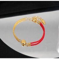 Sợi chỉ đỏ may mắn kết hợp mặt chữ phạn