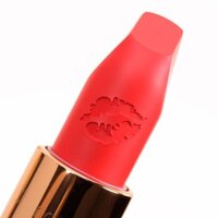 Son Charlotte Tilbury Matte Revolution Hot Lips – Tell Laura