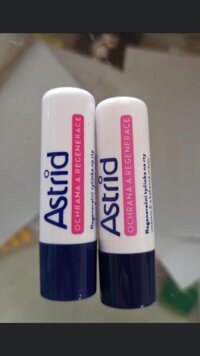 Son dưỡng mỡ hươu Astrid 4.7g