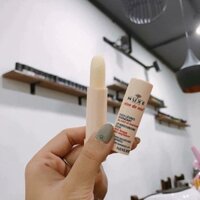 Son dưỡng Nuxe Reve De Miel Lip Moisturizing Stick