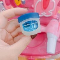 Son dưỡng vaseline