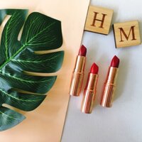 Son Lì Charlotte Tilbury Matte Revolution #Electric Poppy
