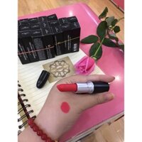 Son Mac Relentlessly Red màu đỏ hồng san hô