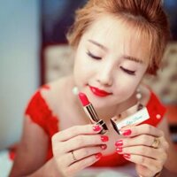 Son môi cao cấp