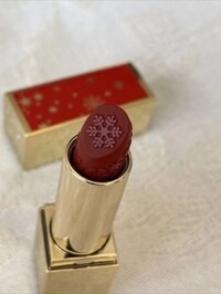 Son môi Estee Lauder Pure Color Envy màu 540 Immortal - đỏ gợi cảm
