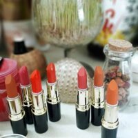 Son môi handmade theo yêu cầu