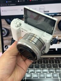 Sony Alpha A5100 len 16-50mm OSS