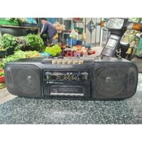 Sony CFS-200S Cassette Recorder Radio FM/MW/SW1/SW2 Stereo Player còn đẹp 😍. Hàng chính hãng Sony nhập khẩu.