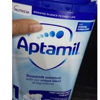 Sữa aptamil của Anh 1 dùng cho bé từ 0-6 tháng. date 2022