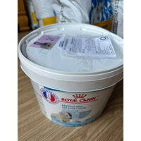 Sữa bột cho chó Royal Canin baby dog milk - gói lẻ 400g