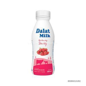 Sữa chua uống Dalat milk dâu tây - 500ml