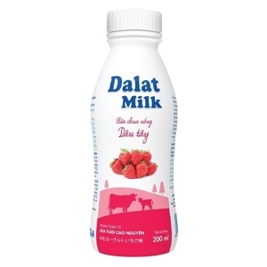 Sữa chua uống Dalat milk dâu tây - 200ml