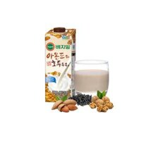 Sữa đậu nành Vegemil óc chó hạnh nhân - Hộp 950 ml