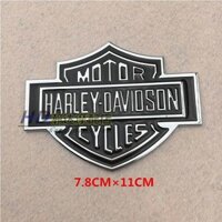 Sửa đổi Harley xe máy trang trí cơ thể kim loại dán Retro 3D hộp sọ đầu dấu hiệu hộp dầu dán Hoa