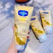 Sữa dưỡng thể Vaseline Gluta HYA Serum 10X Thái Lan 330g