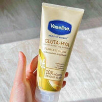 Sữa dưỡng thể Vaseline Thái Lan 330g