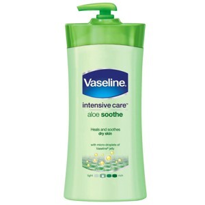 Sữa dưỡng thể Vaseline Total Moisture Aloe Fresh 725ml