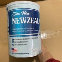 SỮA NON NEW ZEALAND Colostrum USA Alpha Lipid Plus - Hộp 900g Bổ sung vitamin cho trẻ em biếng