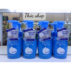 Sữa rửa mặt cho da khô Senka Speedy Moist Touch 150ml