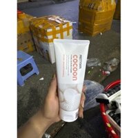 Sữa rửa mặt cocoon Làm Sạch Khuẩn Trắng Da 150ml
