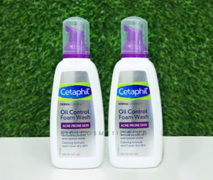 Sữa rửa mặt giảm dầu, ngăn ngừa mụn Cetaphil Dermacontrol Oil Control Foam Wash 235ml