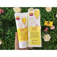 Sữa rửa mặt Mediheal Collagen Lifting Cleansing Foam