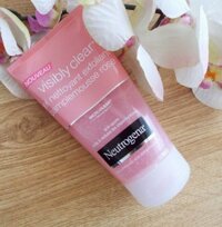 Sữa rửa mặt Neutrogena Visibly Clear Gel Pamplemousse Rose