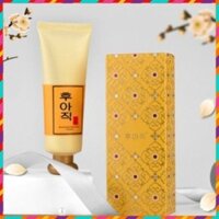 SỮA RỬA MẶT NHÂN SÂM DƯỠNG TRẮNG SÁNG DA  - QUEENSHOP68