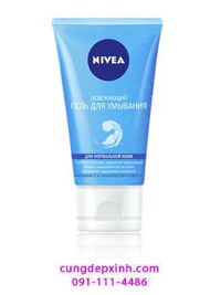 Sữa rửa mặt Nivea làm sạch sâu và giữ ẩm cho da thường