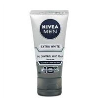 Sữa rửa mặt NIVEA Men Extra White Oil Control 50g