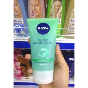 Sữa rửa mặt Nivea tagliches wasch peeling