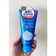 Sữa rửa mặt Perfect Whip Shiseido
