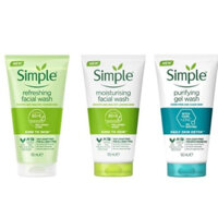 Sữa rửa mặt Simple Kind to Skin Refreshing Facial Wash Gel 150ml.