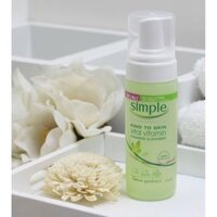 Sữa rửa mặt Simple Skin To Skin Vital Vitamin Foaming Cleanser