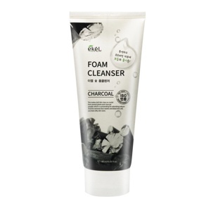 Sữa rửa mặt than hoạt tính Ekel 180ml