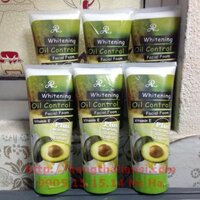 Sữa rửa mặt Whitening Oil Control 210ml