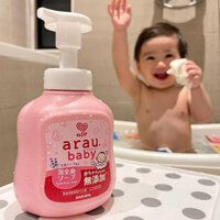 Sữa tắm Arau Baby cho trẻ sơ sinh, nguyên liệu thảo mộc an toàn cho da bé được các bà mẹ trên toàn thế giới tin dùng