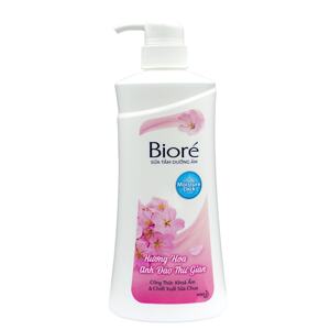 Sữa tắm BIORÉ sảng khoái hoa anh đào 530g