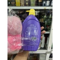 sữa tắm carrie  hương cherry 700ml tặng kèm thú nhồi bông hình với ngộ nghĩnh dễ thương