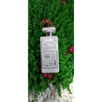 Sữa tắm dưỡng trắng da con cừu LifeSpa 500ml