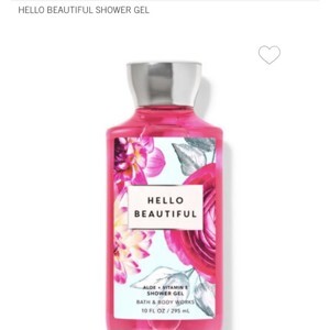 Sữa tắm giữ ẩm Hello Beautiful 295ml