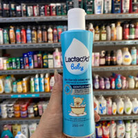 SỮA TẮM GỘI CHO BÉ LACTACYD BB 250ml