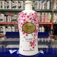 Sữa tắm hoa anh đào tinh tế Double Rich Love Blooming chai 800g