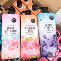 Sữa Tắm Hương Nước Hoa ON: THE BODY Romantic Iris/ Damask Rose/ Blooming Cherry Blossom 875ml