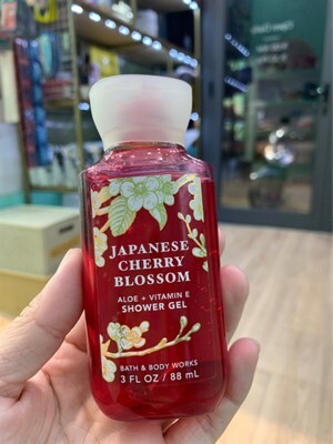 Sữa tắm Japanese Cherry Blossom 88ml